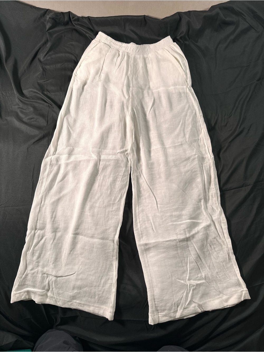 Bershka Women’s White Linen Flowy Whimsical Pants Small Summer Beach Boho Pocket